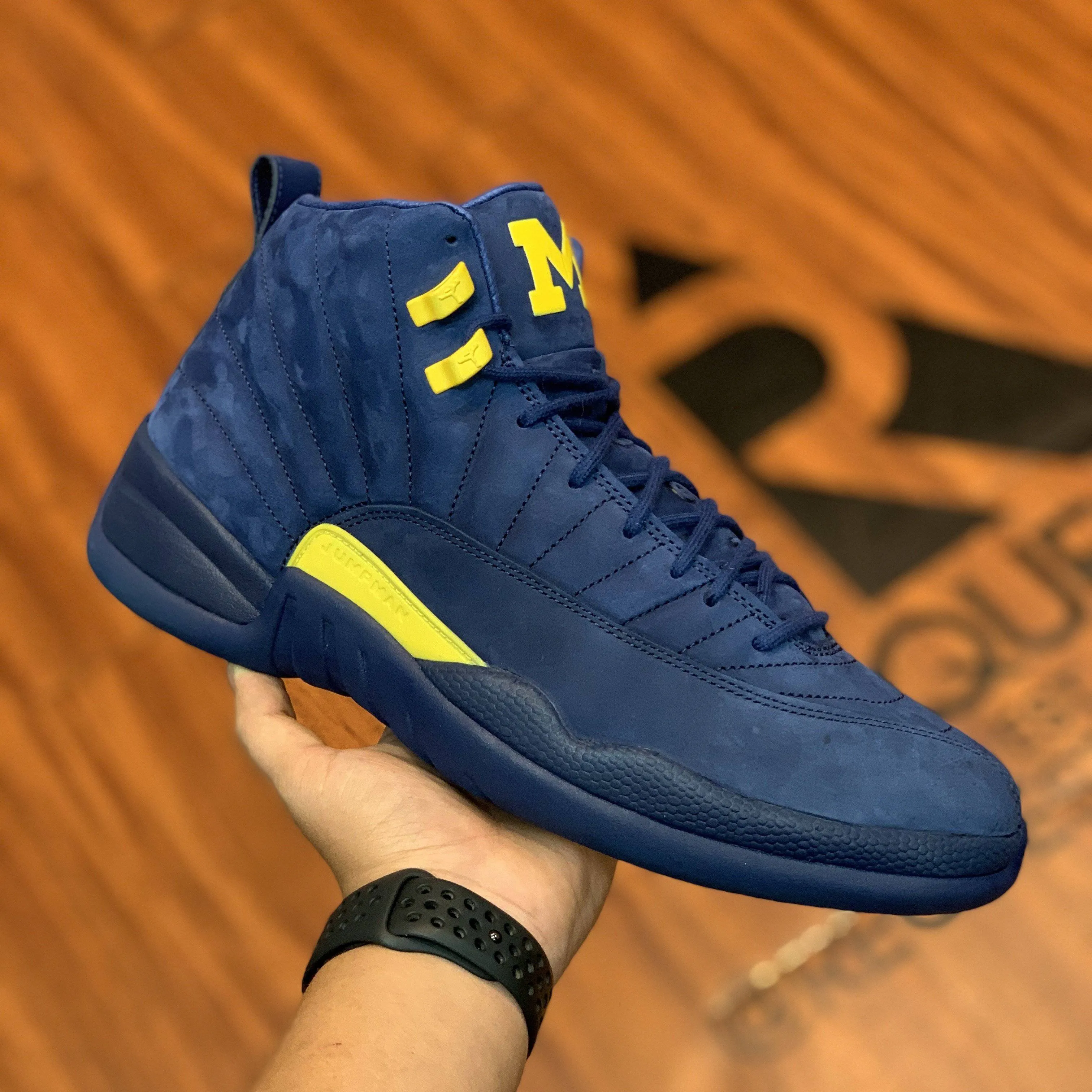 Air Jordan 12 Retro “Michigan”
