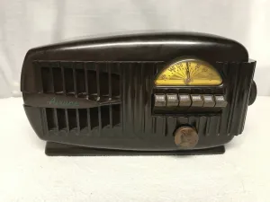 Airline 84BR-1507 Tube Radio With Bluetooth input.