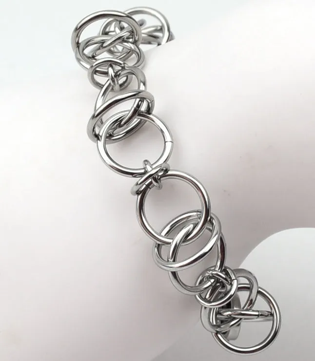 Airy Orbital Bracelet