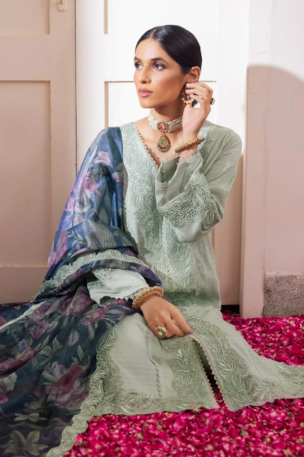 AL-05 Insha  | Iznik Aashiyan Embroidered Unstitched Festive Lawn Collection23