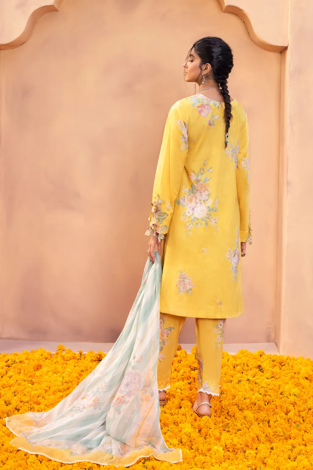 AL-07 Aanisah  | Iznik Aashiyan Embroidered Unstitched Festive Lawn Collection23