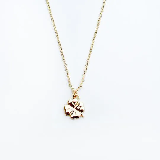 Amazing Mom Necklace - Lucky Clover