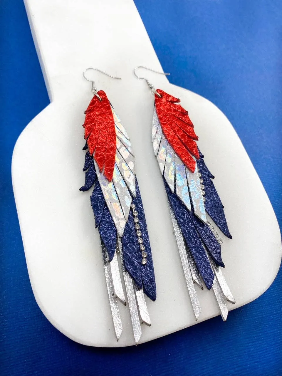 Anabelle Oak - Patriotic Skinny Feathers