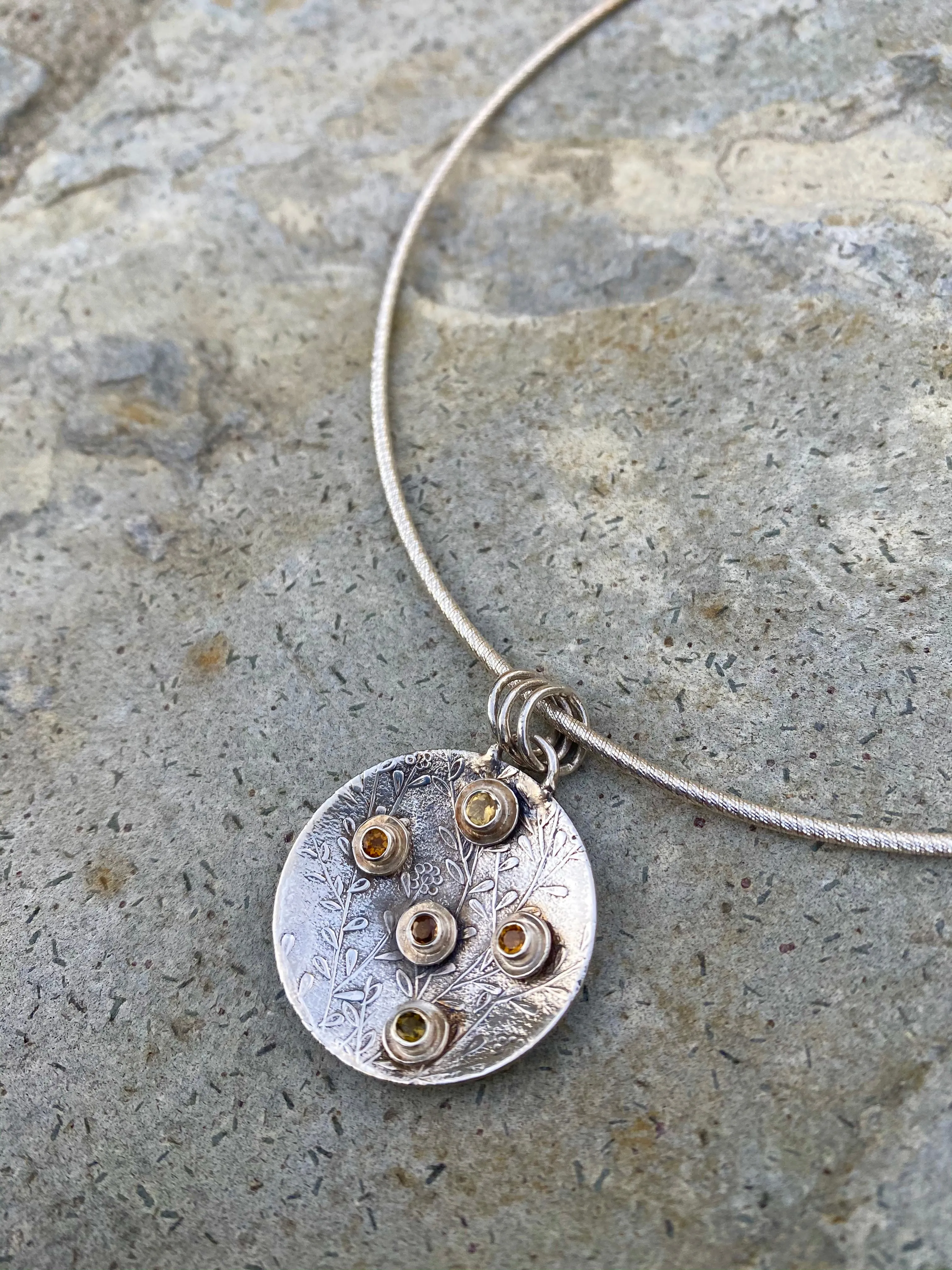 Autumn Pendant Choker