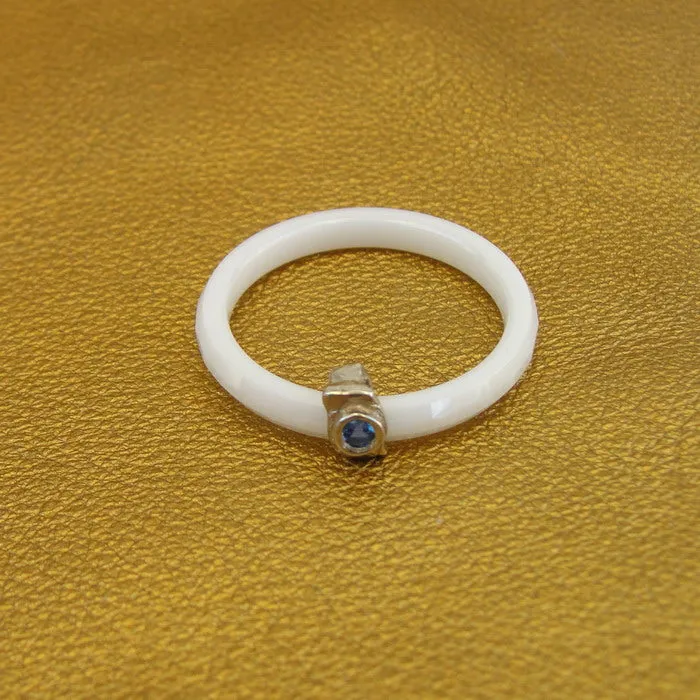 Blue Topaz Ring 10.5 Handmade White Ceramic 925 Silver Hadar Designers  (I r) Y