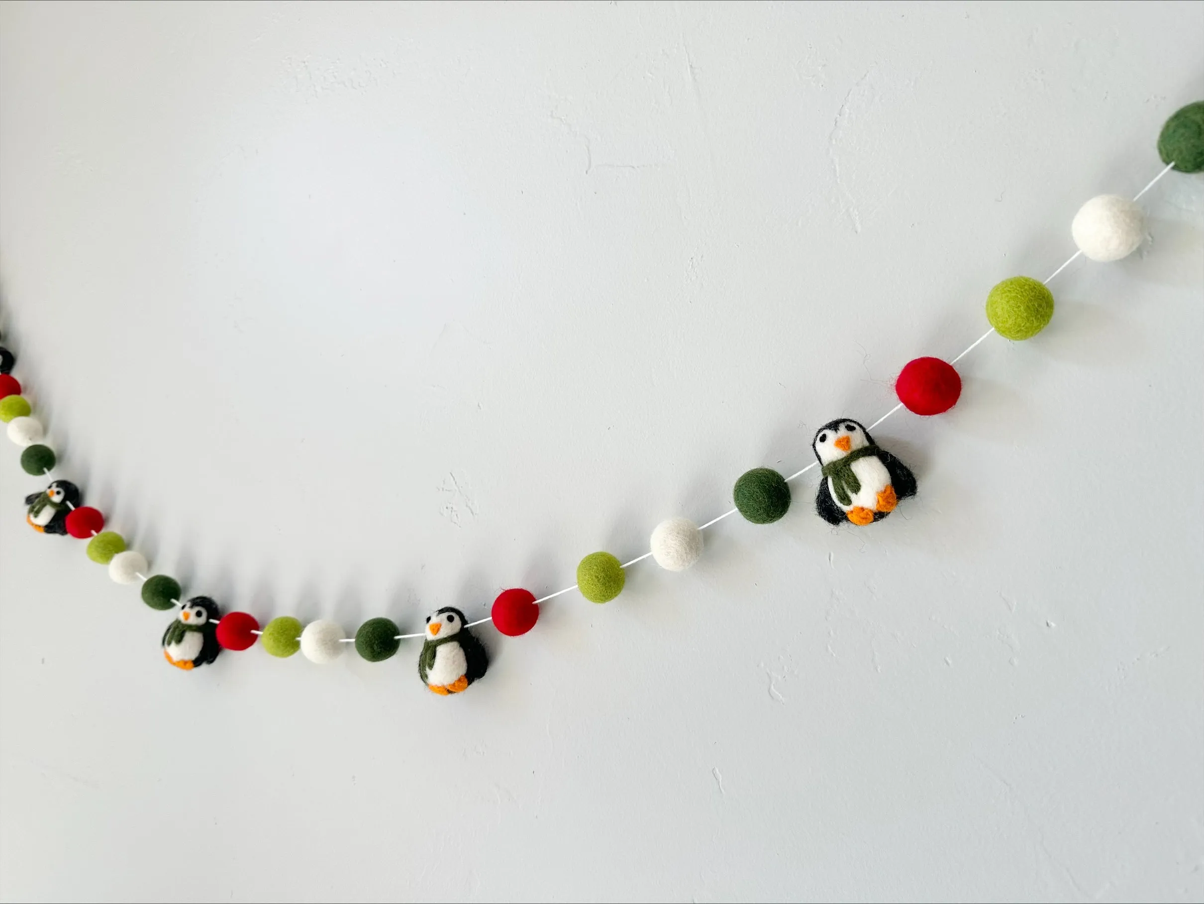 Bright Penguin Garland