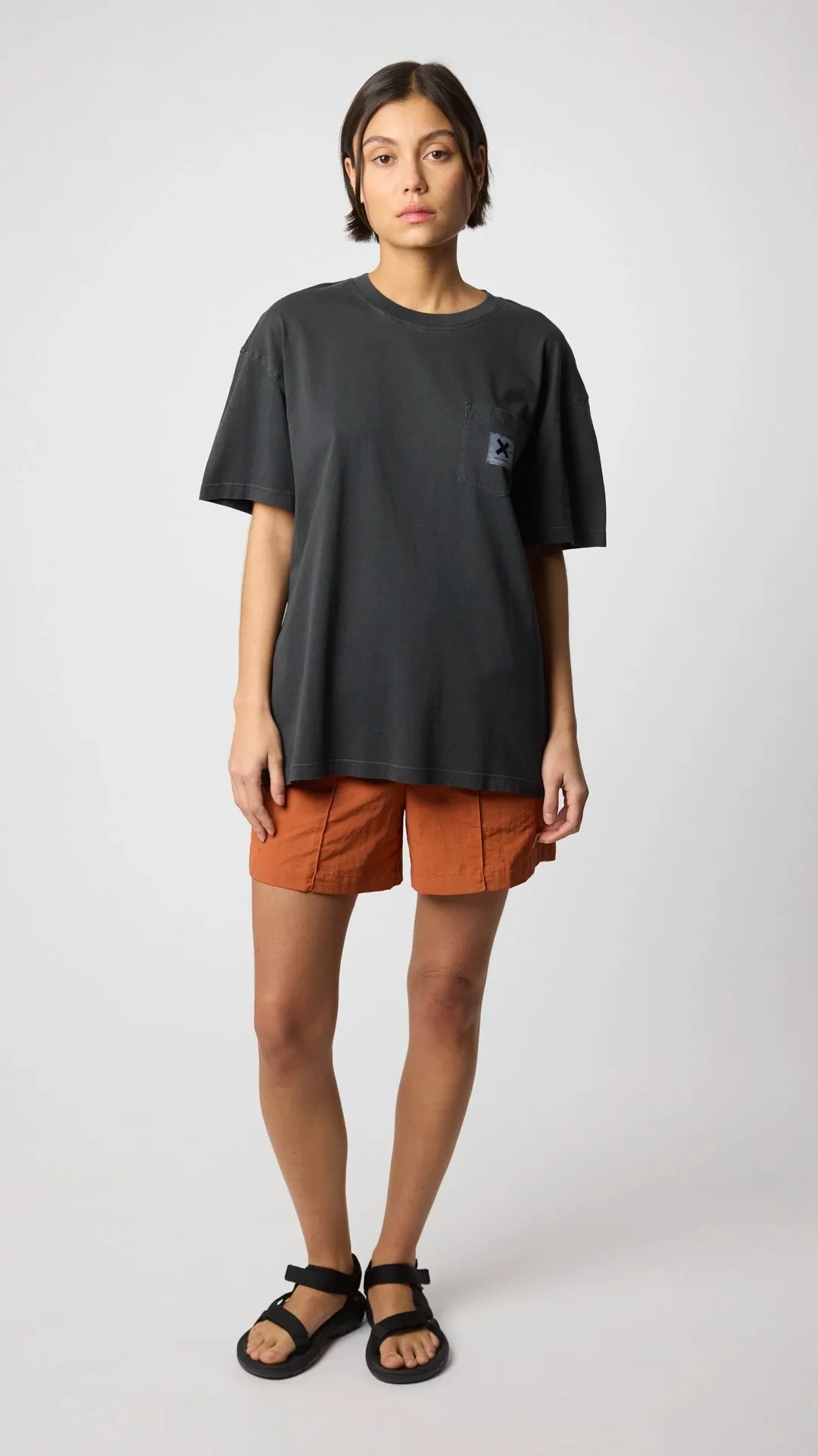 CAMISETA ICONIC ANTRACITA