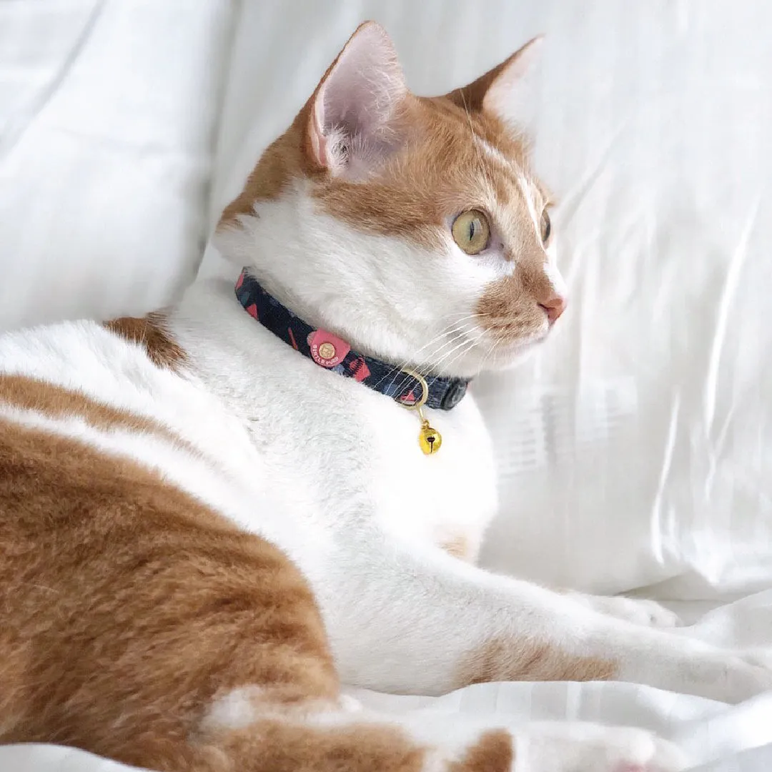 Cat Collar in Playful Polly