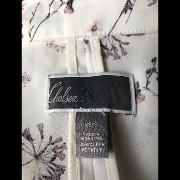Chelsea28 Floral print topper ivory open front XS