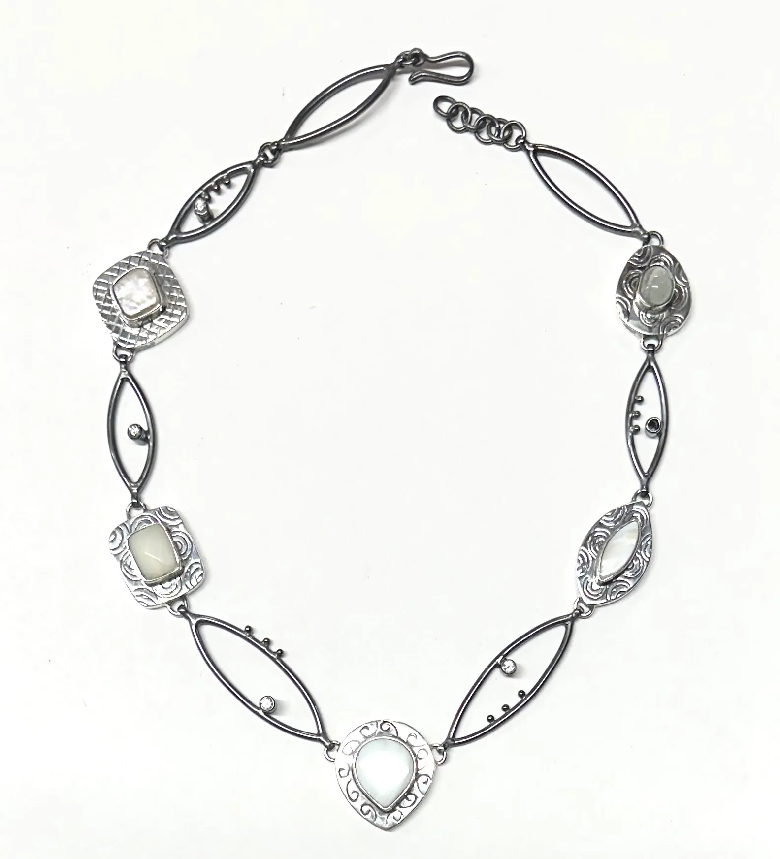 Ellipse Necklace in Shades of Gray