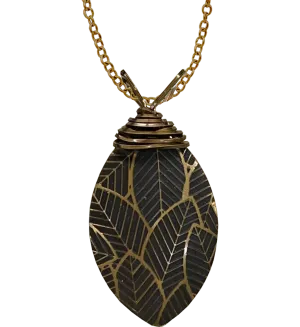 Engraved Leaves Necklace, d'ears #4811