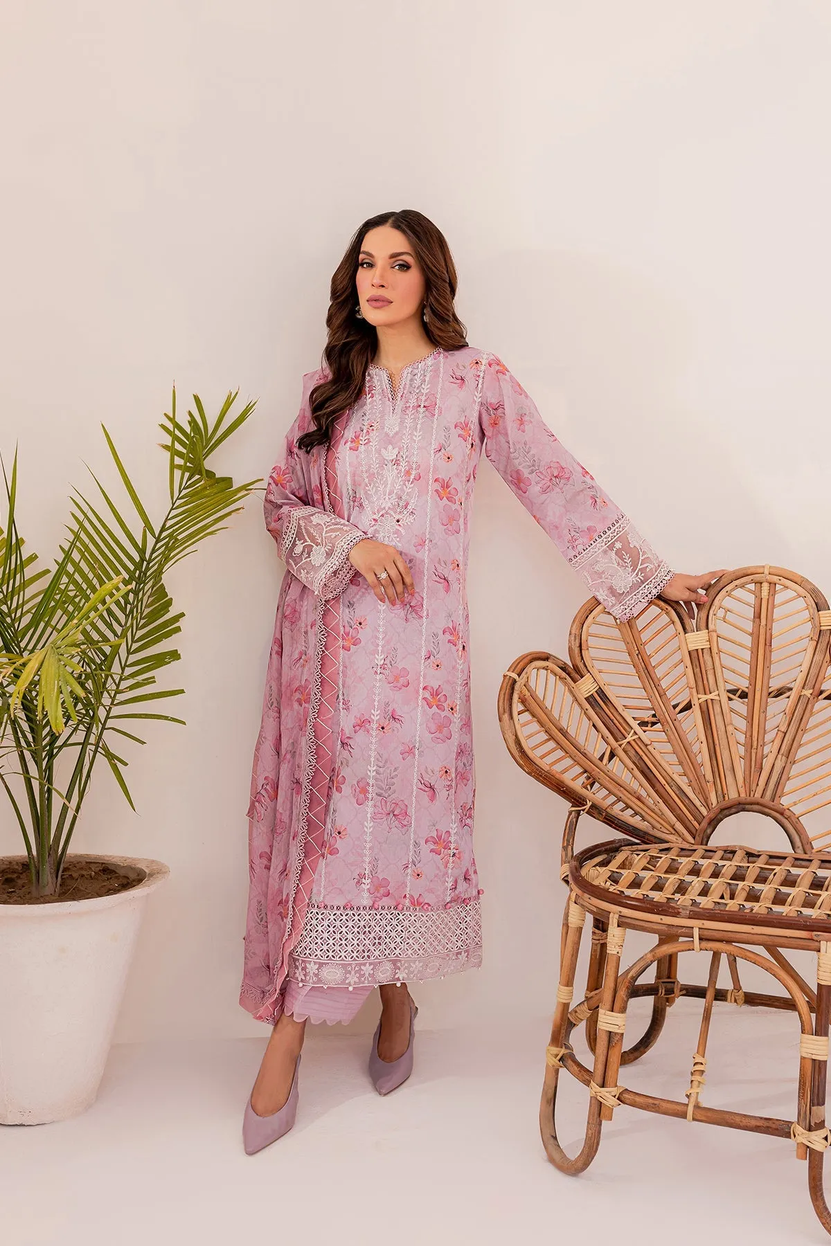 Florista| Farasha Mehak Festive Lawn SS 23 | Unstitched Embroidered Collection