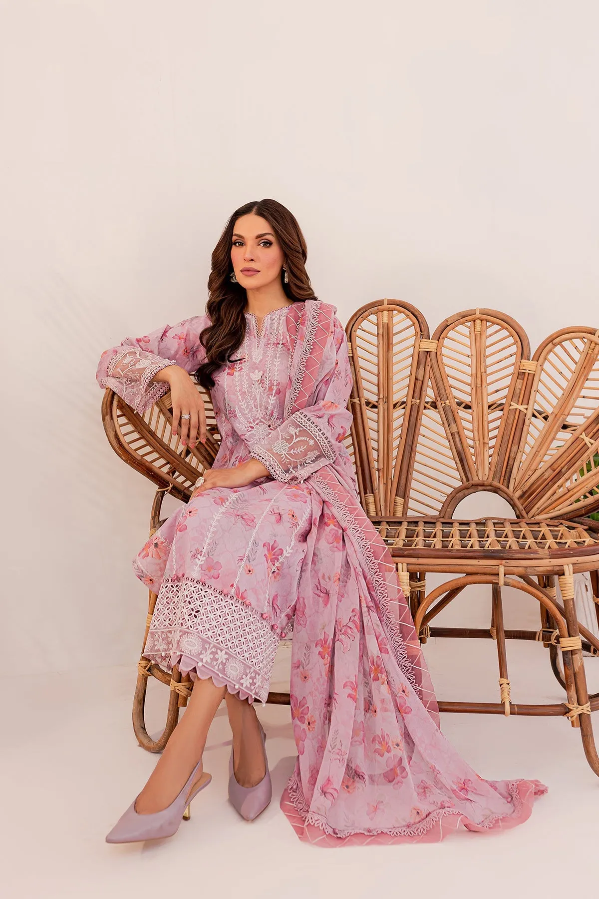 Florista| Farasha Mehak Festive Lawn SS 23 | Unstitched Embroidered Collection