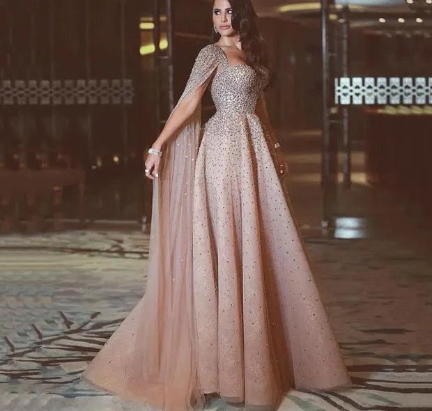 Gold Backless Sexy Luxury Evening Dresses Dubai Crystal Sleeveless A-Line Formal Dress