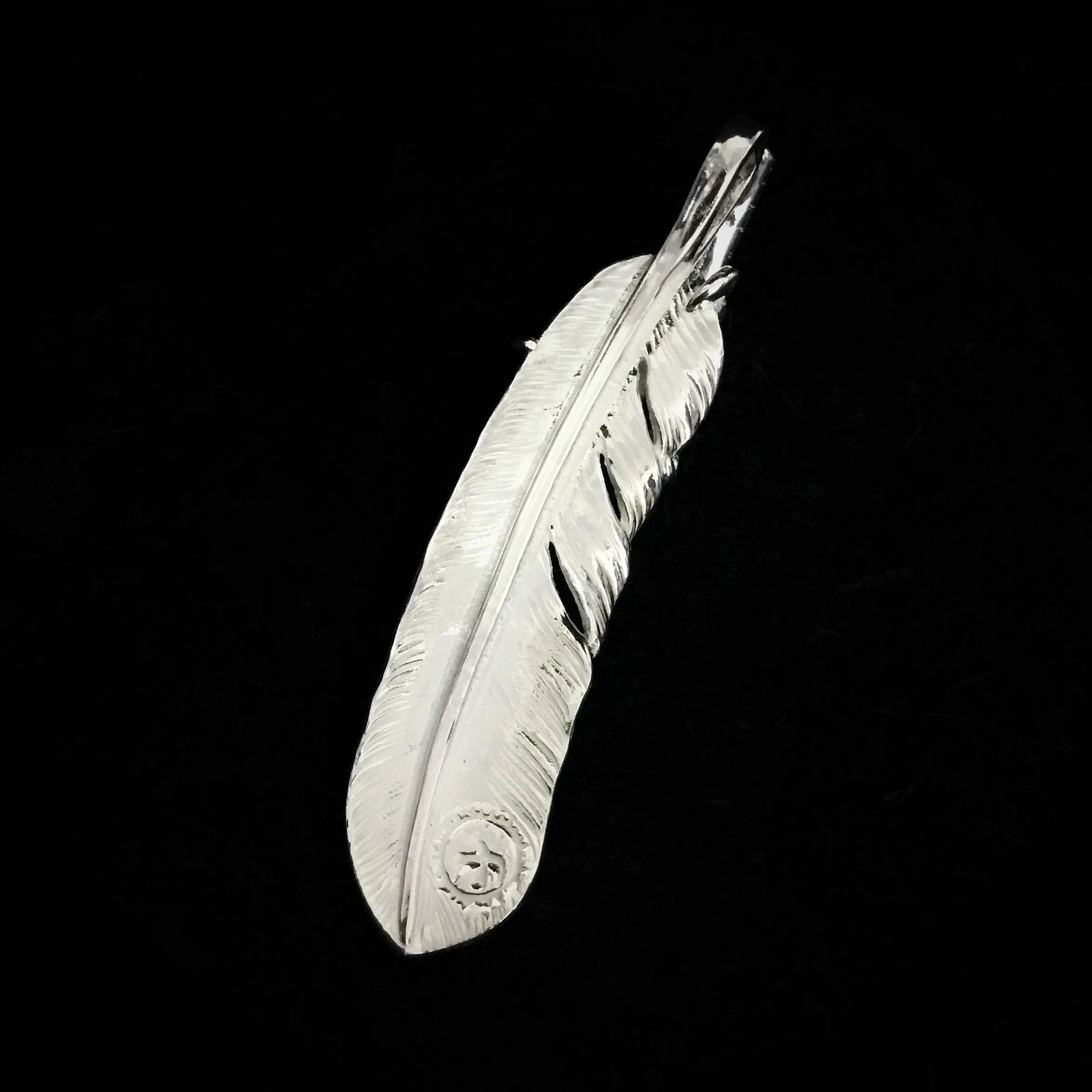 Goros Feather With Silver Claw - Facing Right