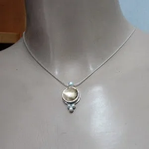 Hadar Designers Handmade 9k Yellow Gold Sterling SilverWhite Pearl Pendant (I n