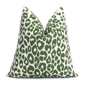 Iconic Leopard Pillow - Green