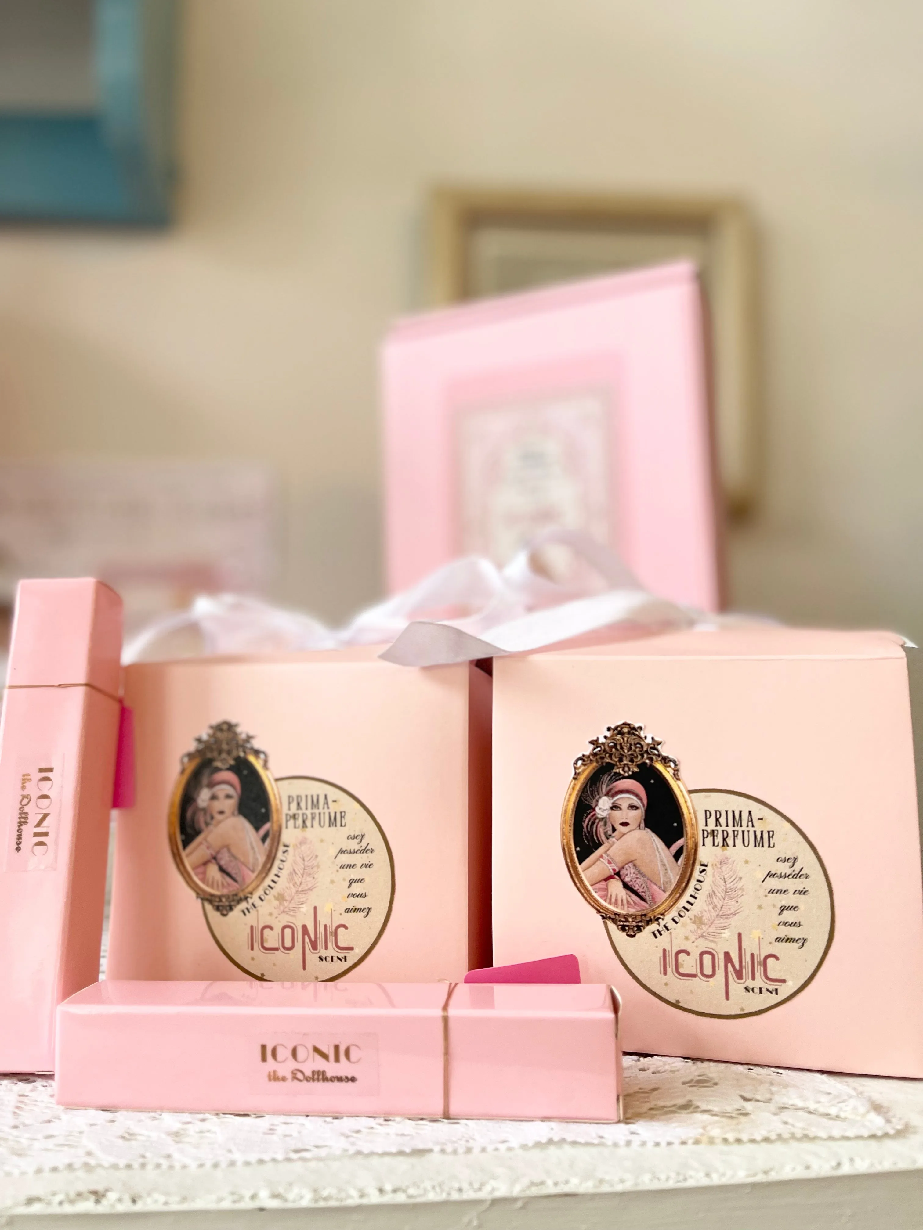 ✨ICONIC✨ prima - perfume