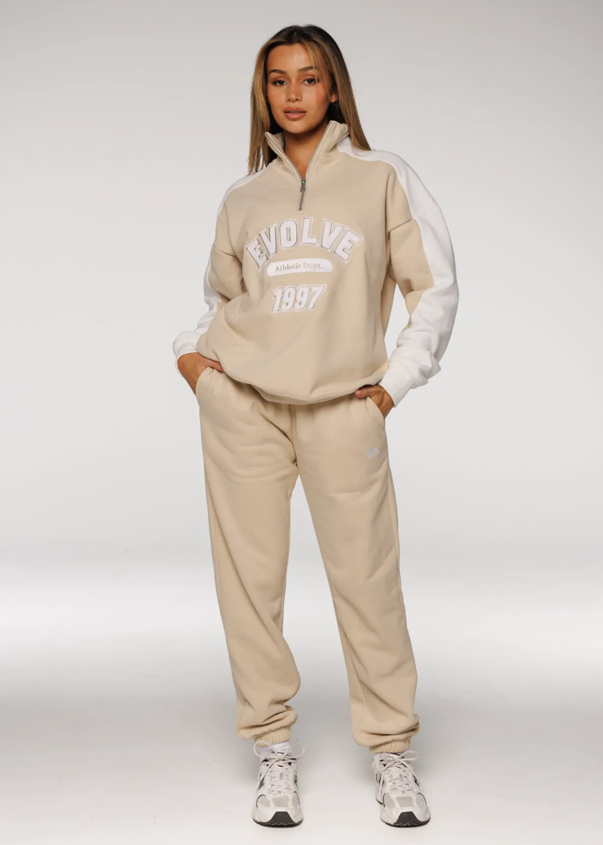Iconic Trackpants - Beige