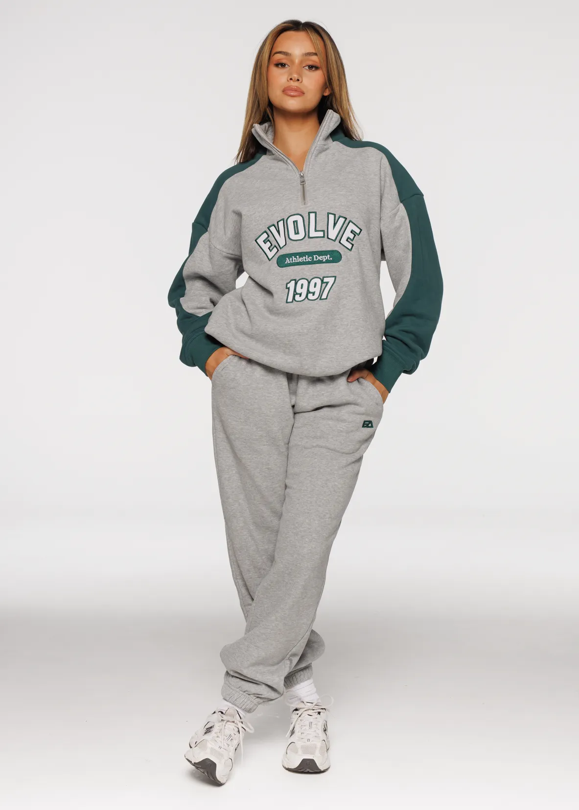 Iconic Trackpants - Grey