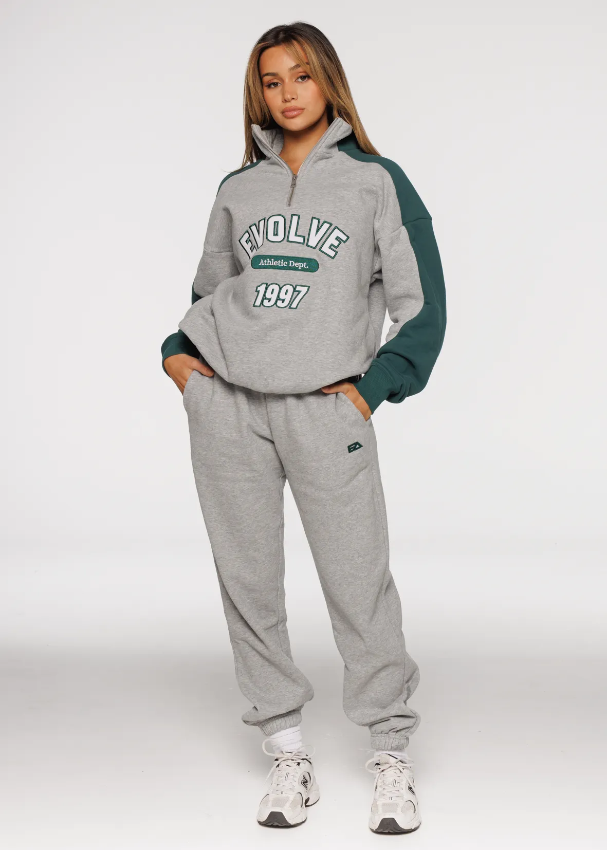 Iconic Trackpants - Grey
