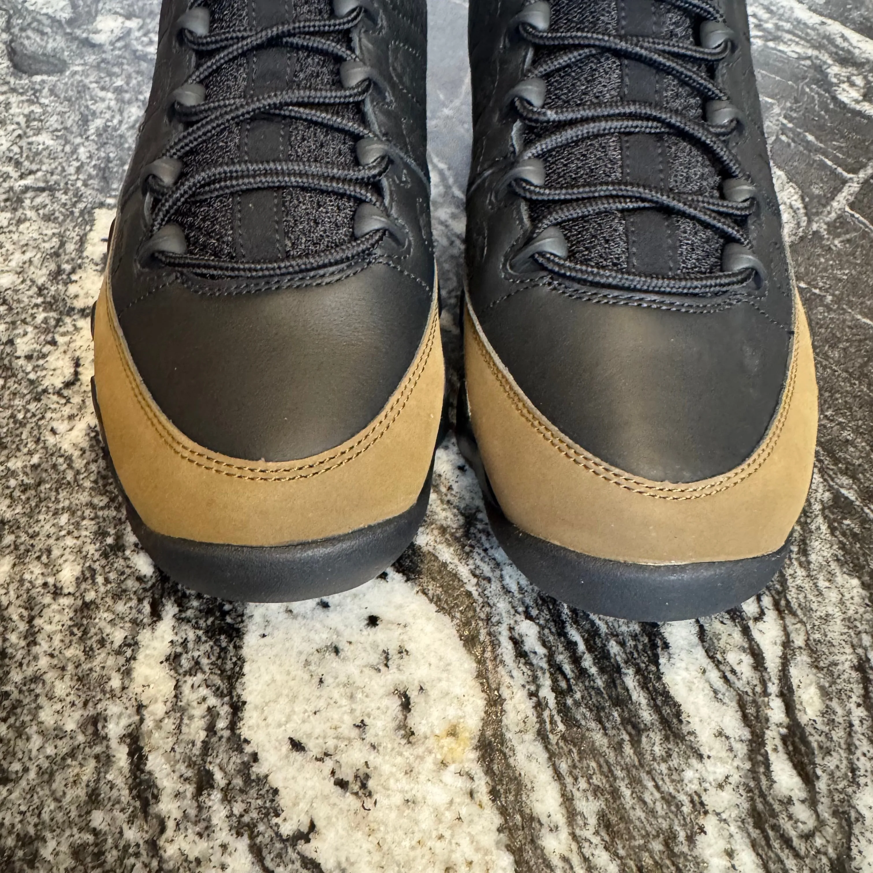 Jordan 9 Retro ‘Olive’ size 9 Mens New in Box