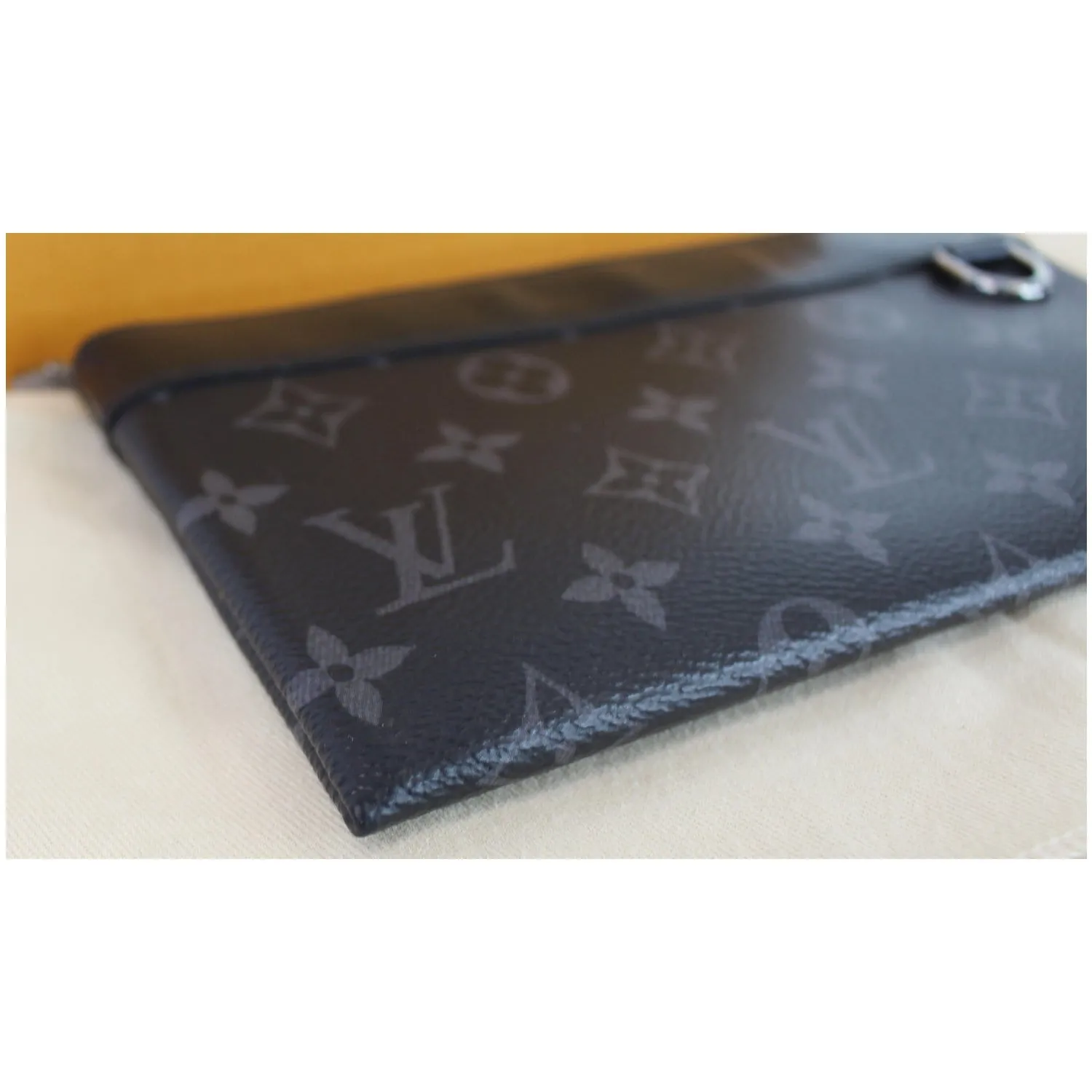 LOUIS VUITTON Discovery Pochette PM Monogram Eclipse Pouch Black