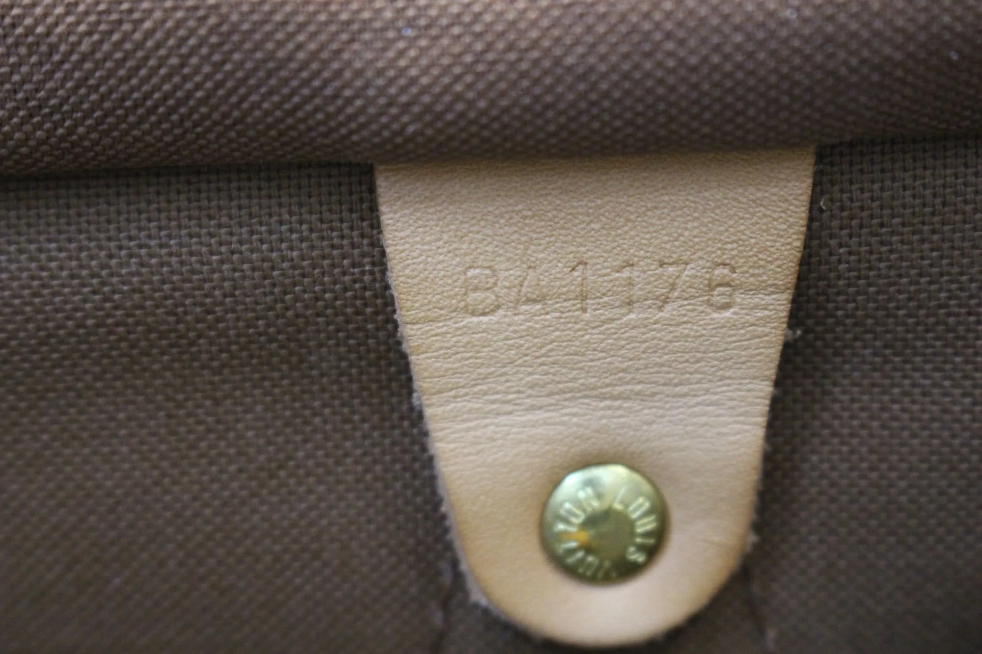 LOUIS VUITTON Speedy 30 Monogram Canvas Satchel Bag