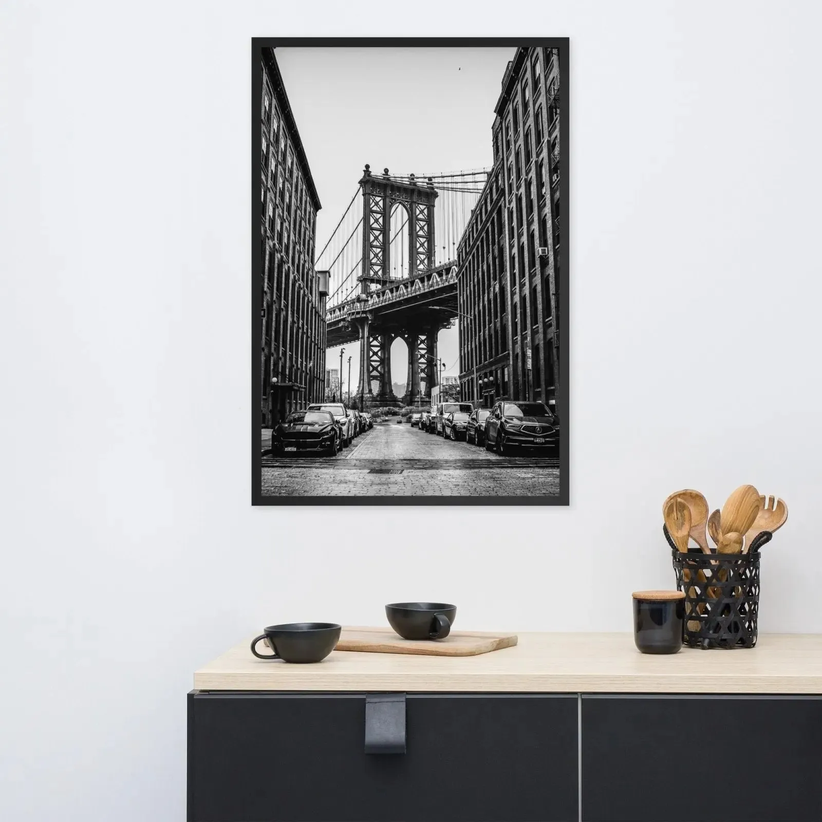 Manhattan Majesty – A Black and White Tribute to New York’s Iconic Bridge