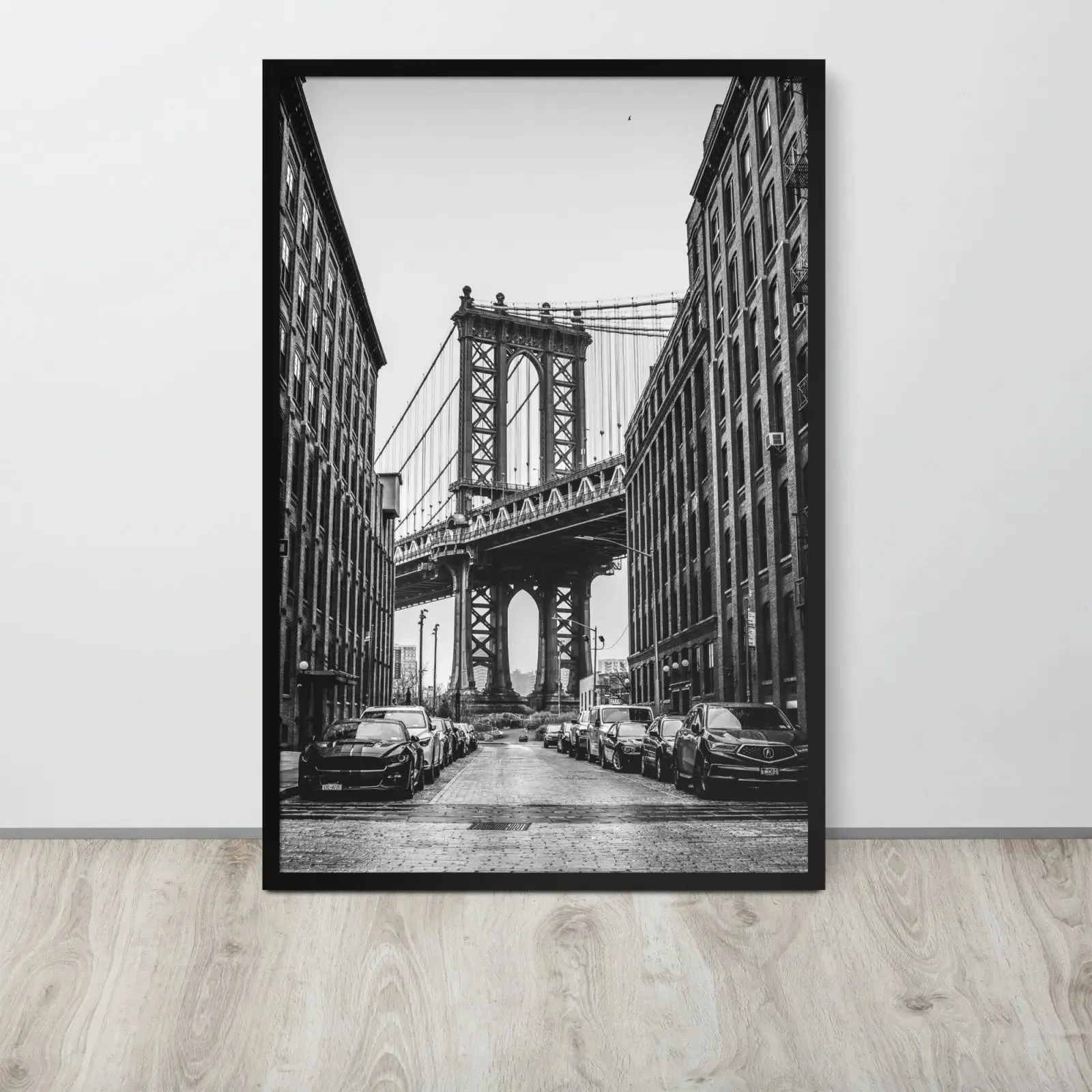 Manhattan Majesty – A Black and White Tribute to New York’s Iconic Bridge