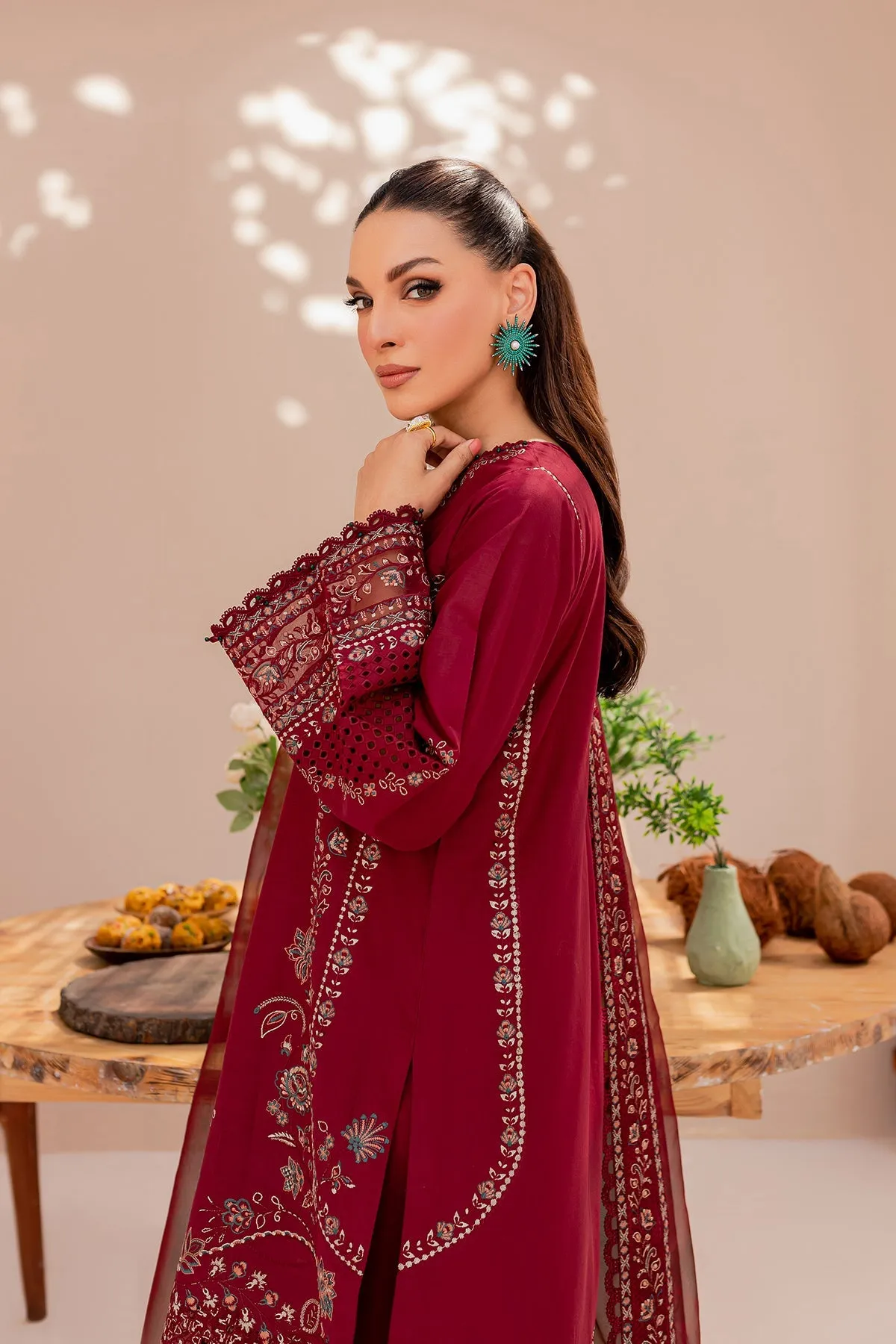 Maroon Glare| Farasha Mehak Festive Lawn SS 23 | Unstitched Embroidered Collection