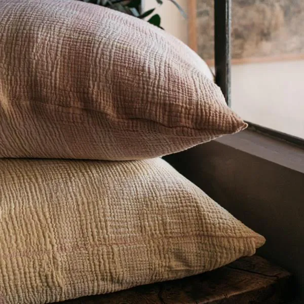 Mia Cushion Olive & Pink