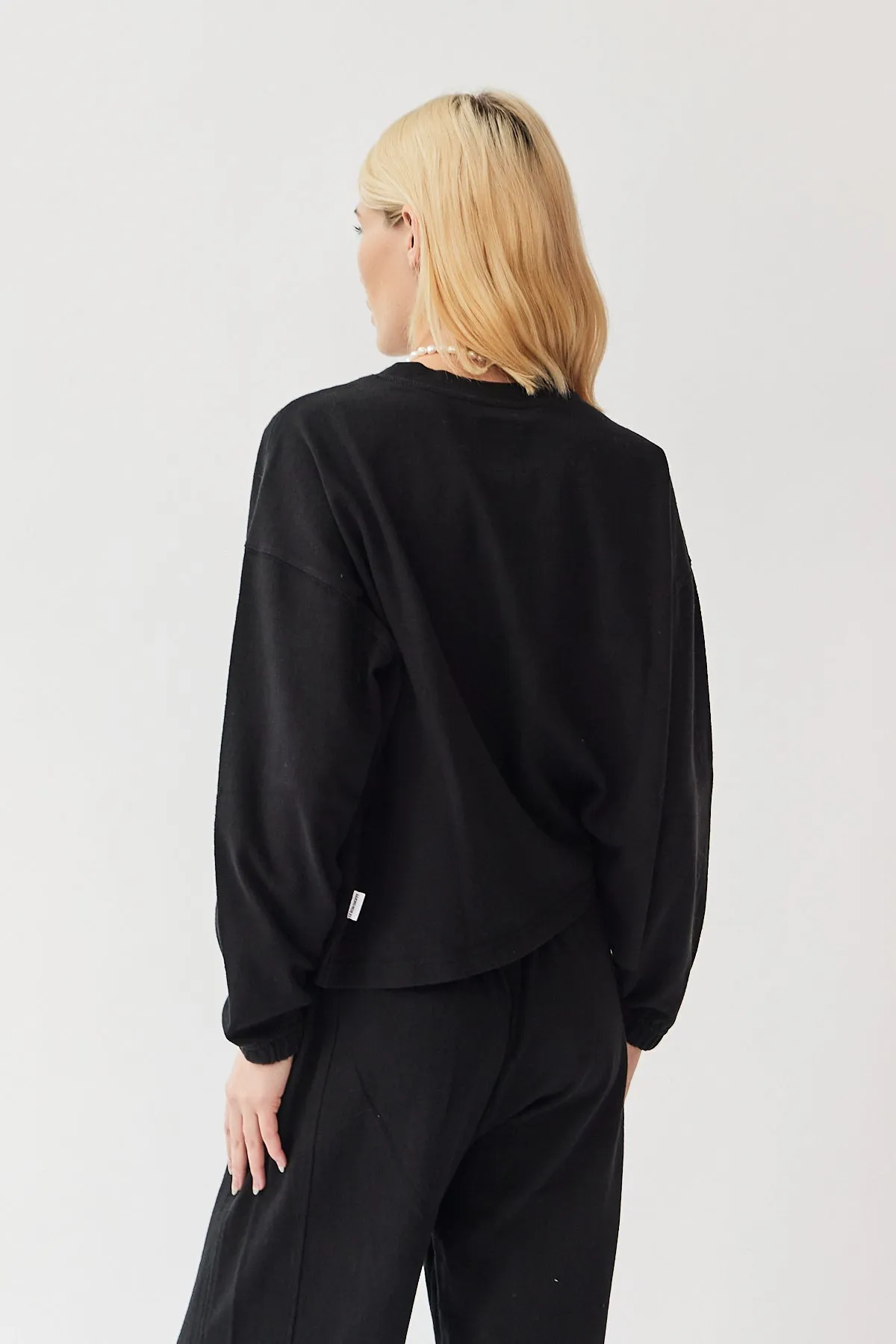 Naturelle Tee