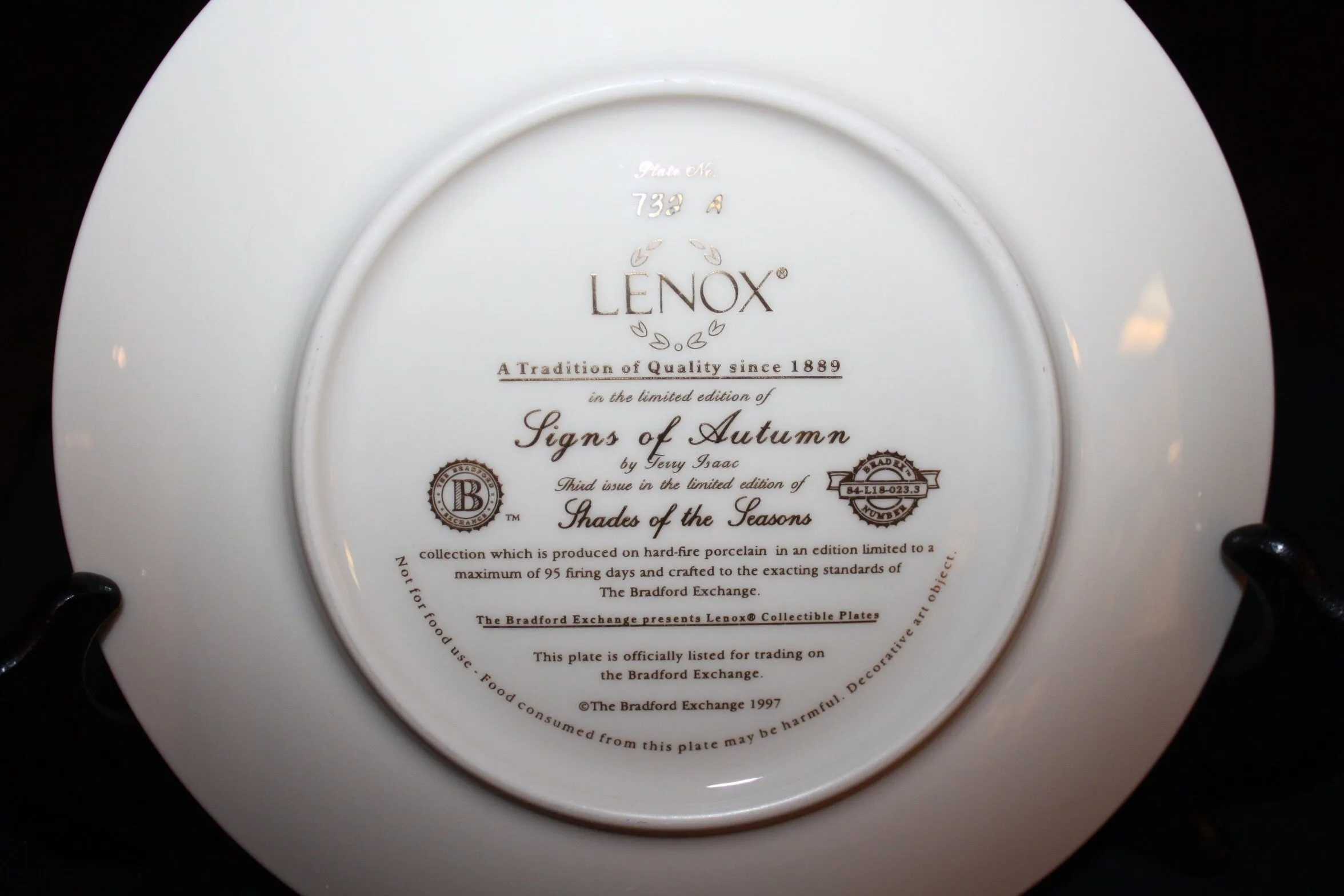 NEW Lenox SIGNS OF AUTUMN Bradford Exchange Vintage 8", with certificate of authenticity in original box!