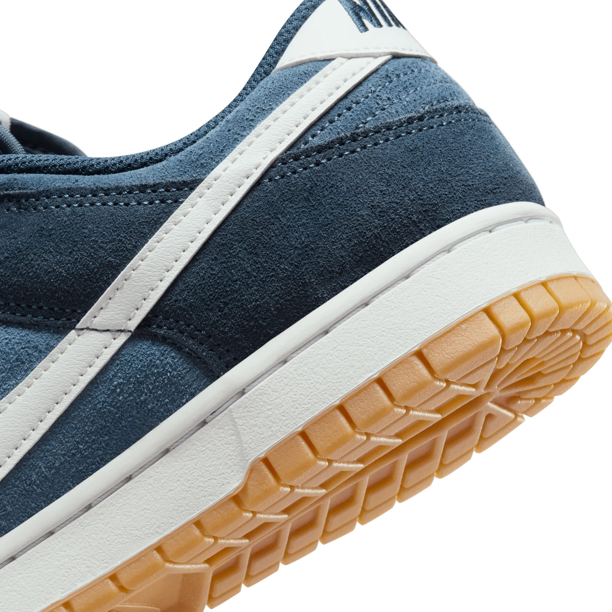NIKE DUNK LOW RETRO SE