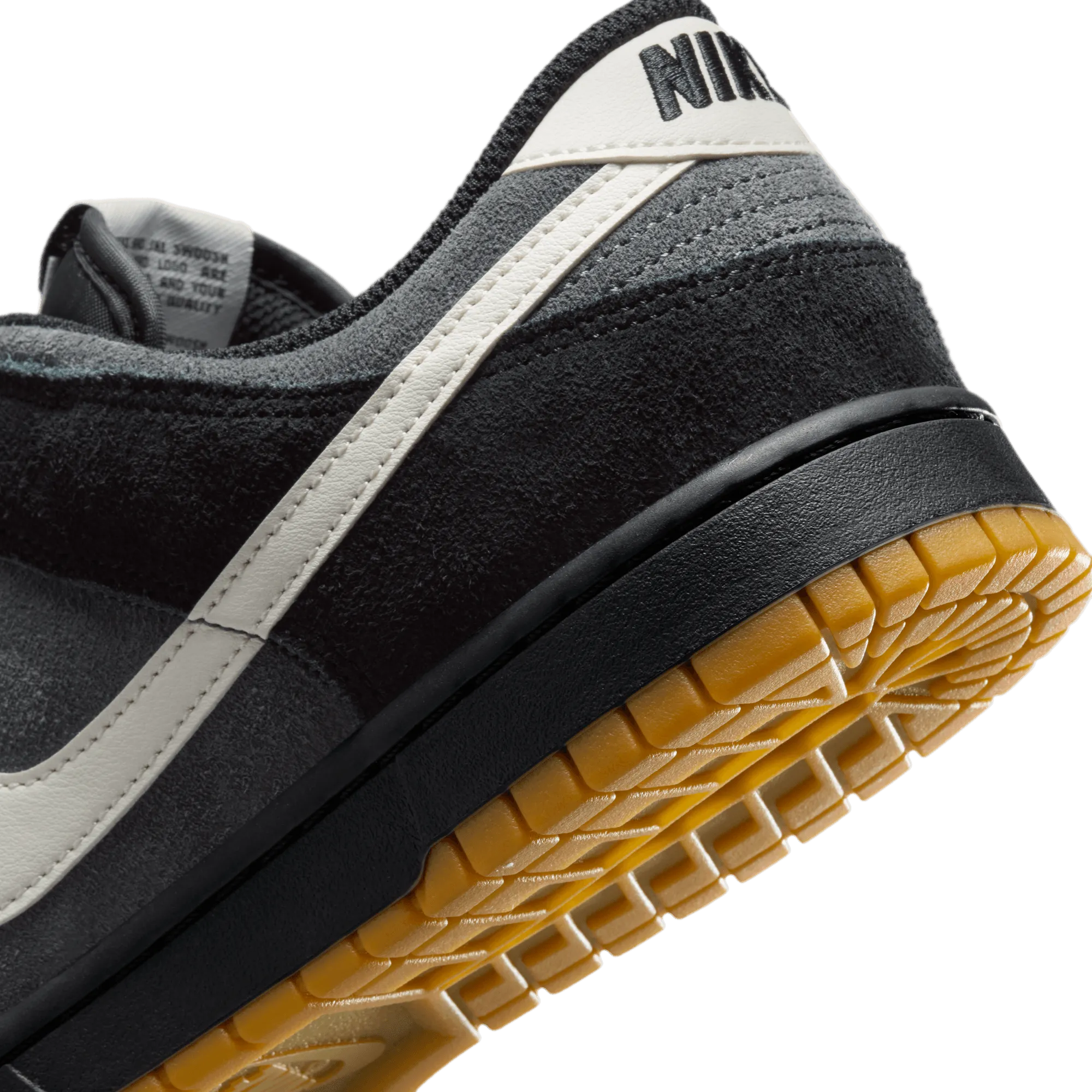 NIKE DUNK LOW RETRO SE