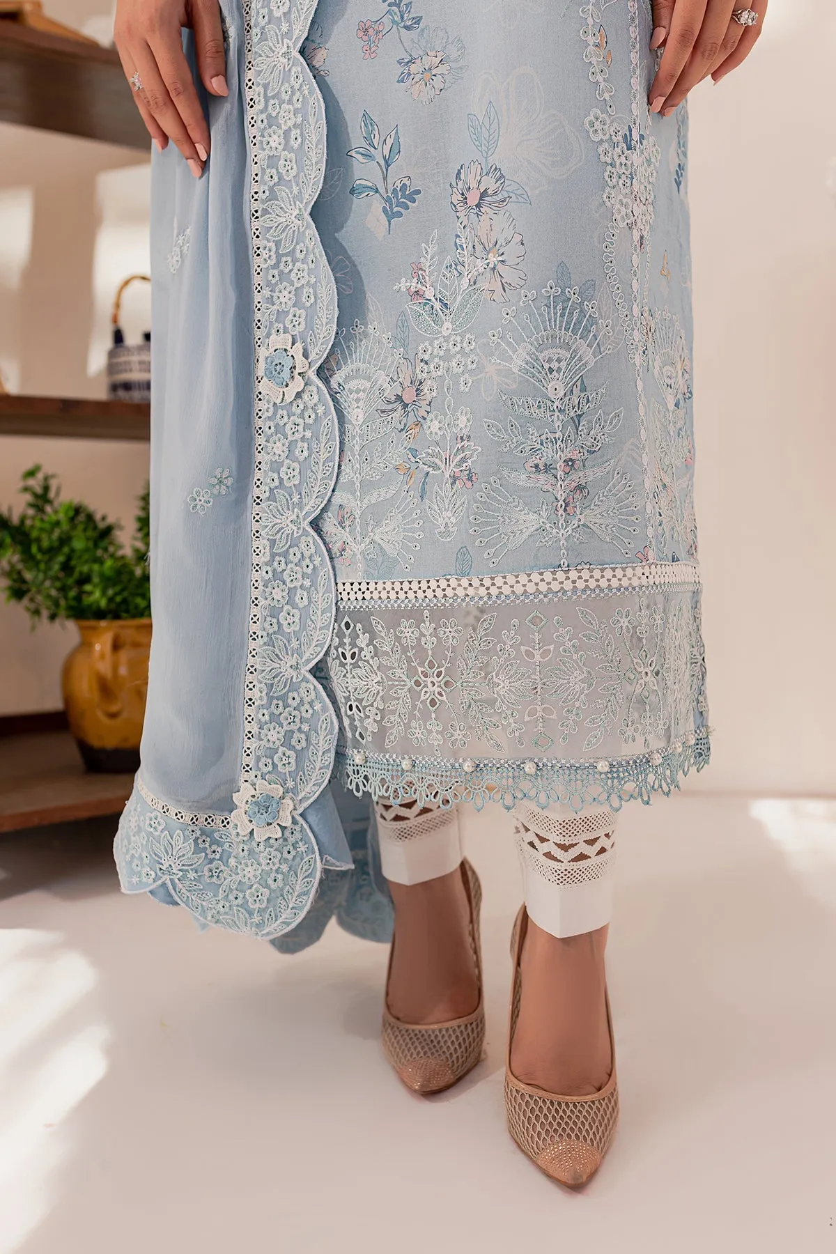 Ocean Dust| Farasha Mehak Festive Lawn SS 23 | Unstitched Embroidered Collection