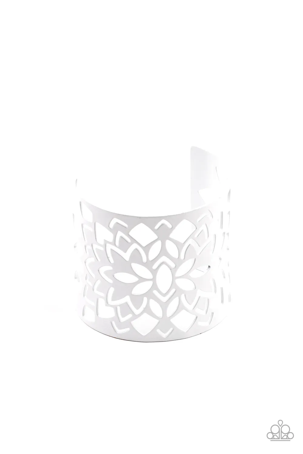 Paparazzi - Hacienda Hotspot - White Bracelet