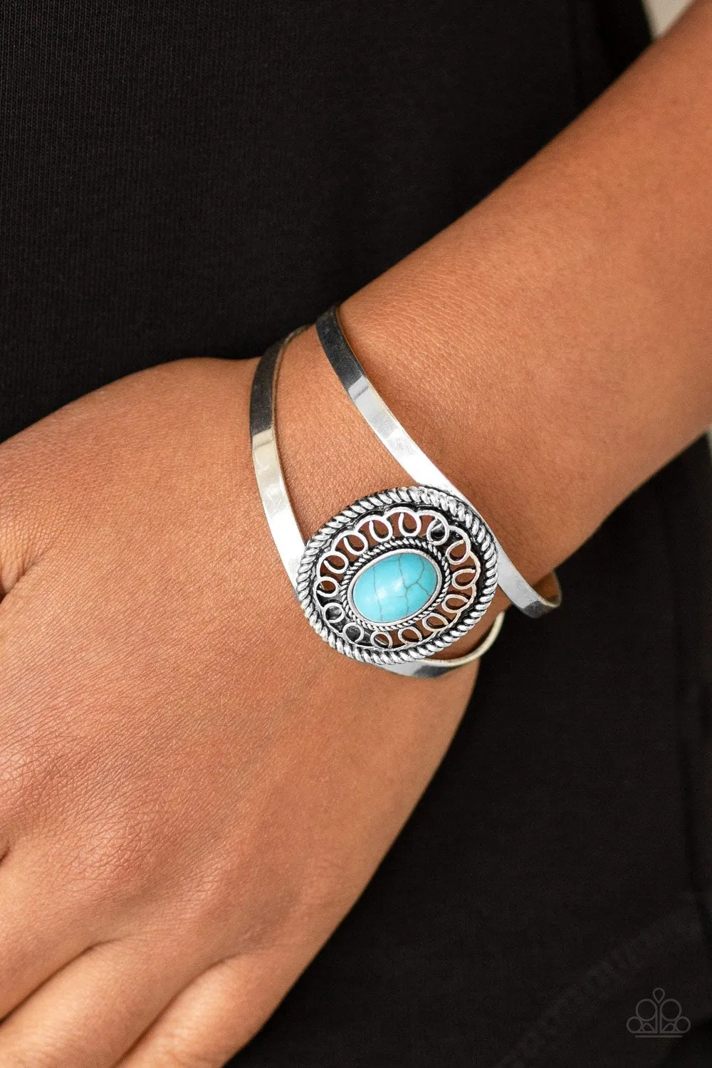 Paparazzi "Deep in the Tumbleweeds" Silver Metal Blue Crackle Turquoise Cuff Bracelet