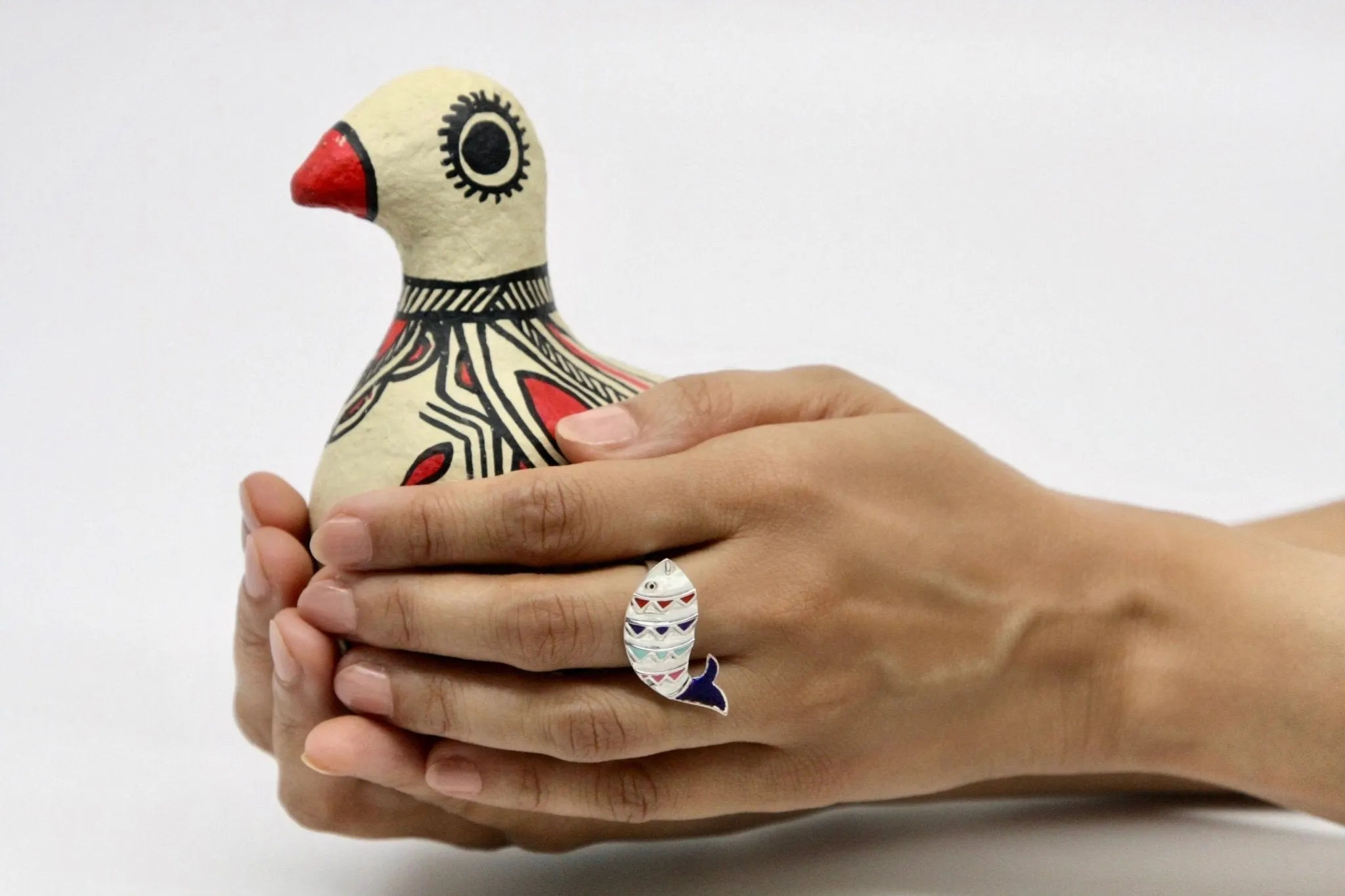 Playful 'mahi' (fish) statement ring