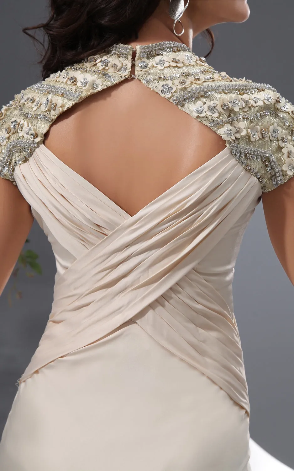 Queen Anne Graceful Gown With Shiny Floral Cap-Sleeves-GC_312334