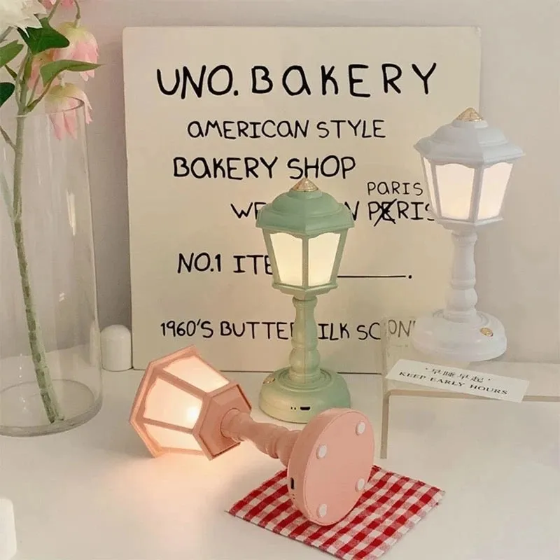 Retro Kawaii Lamp