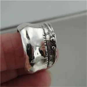 Ring 925 Sterling Silver  size 7, 7.5 Great Handmade Hadar Designers (H )LAST
