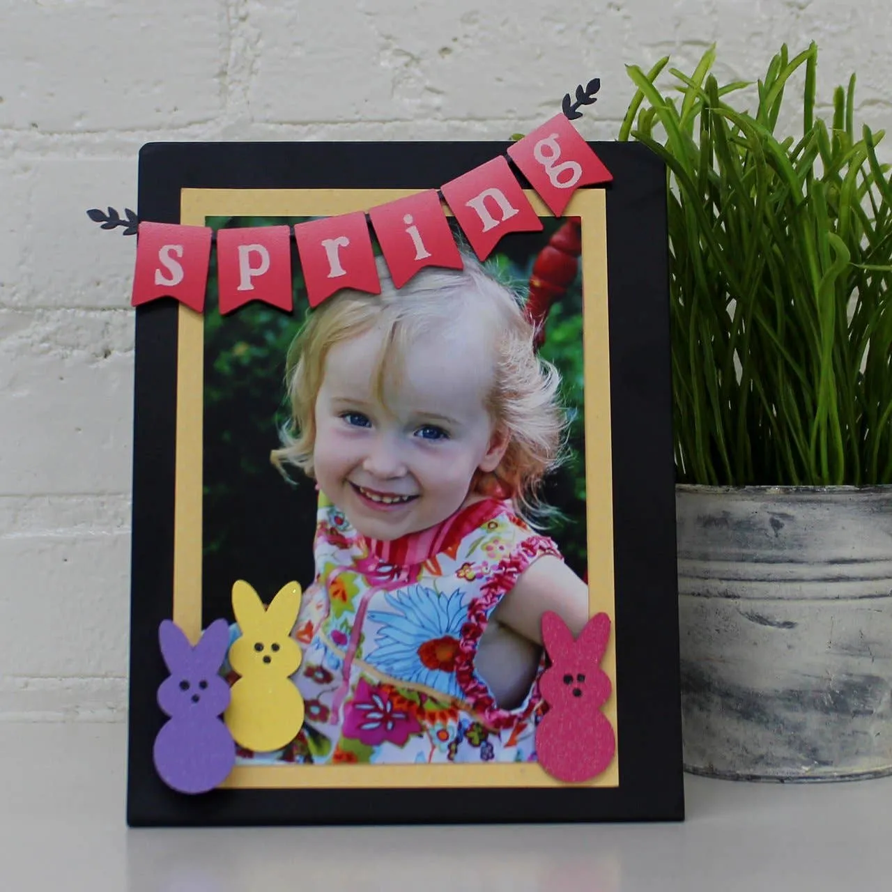 Spring Banner Magnet