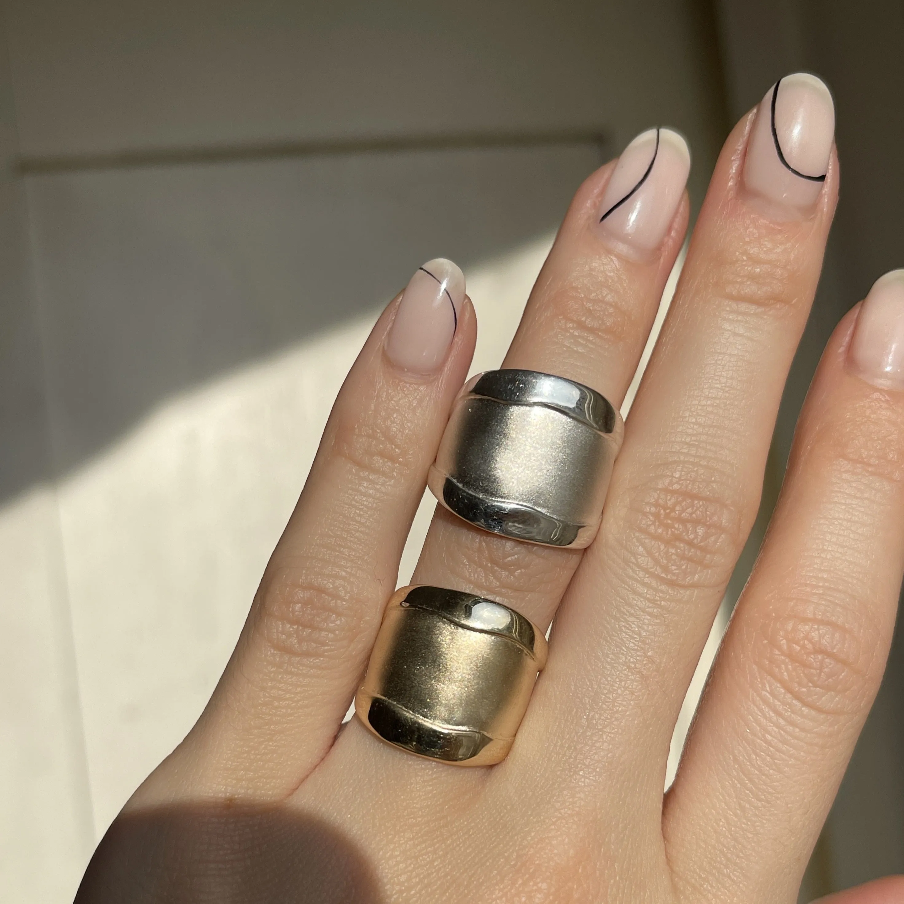 Sterling Silver Artistic Shiny   Matte Design Cigar Band Ring