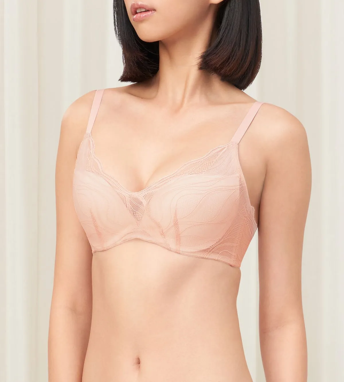 Style Airy Wired Push Up Deep V Bra