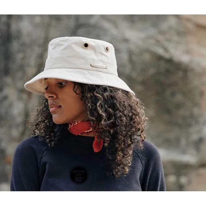 THE ICONIC T1 BUCKET HAT