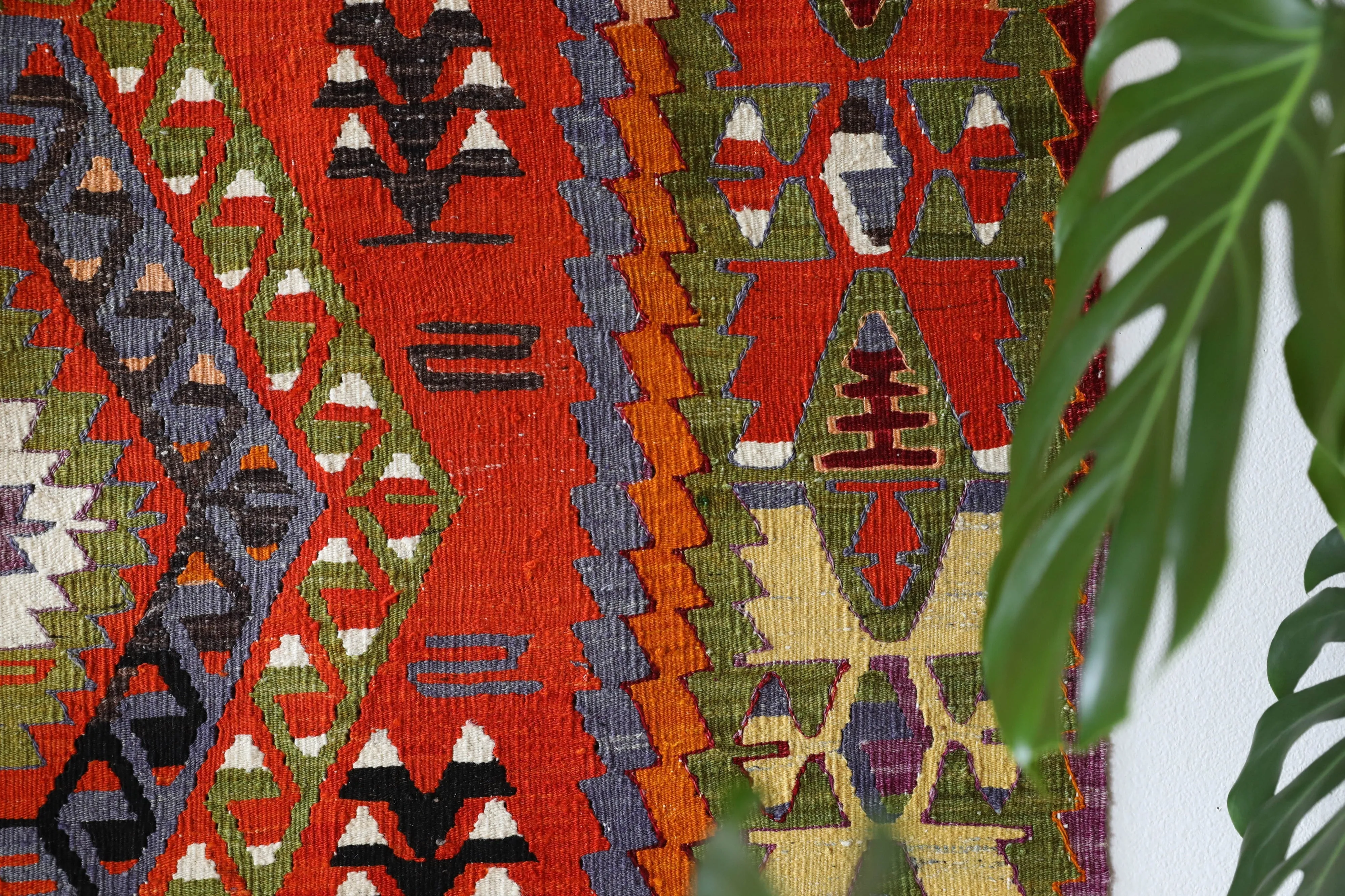 Vintage Denizli Cal Kilim Rug 5'4"x8'10"