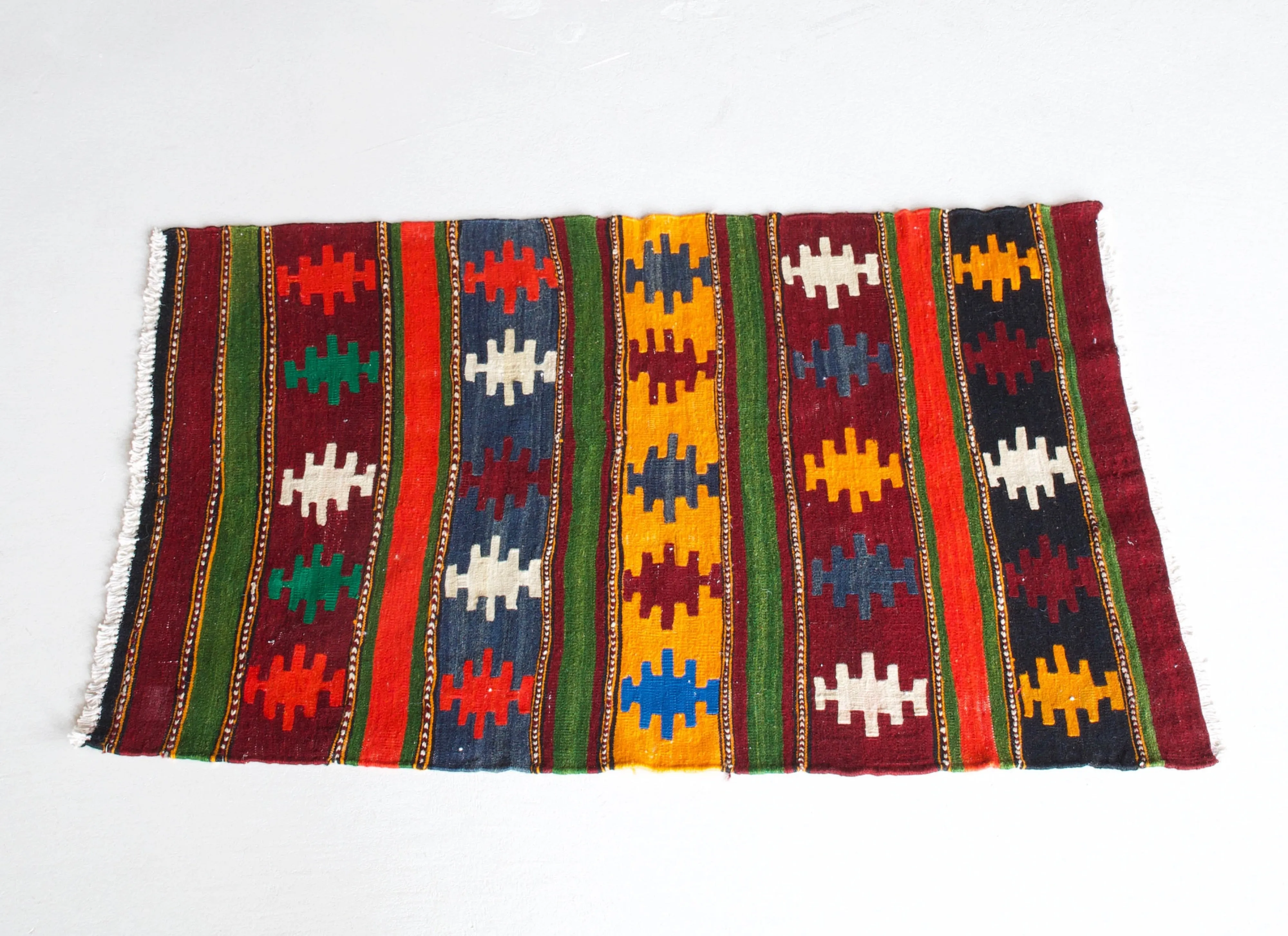 Vintage Mini Turkish Kilim Rug 3'4"x4'3"
