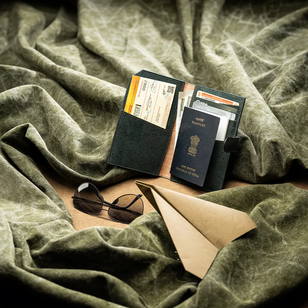 Voyager Cork Travel Wallet